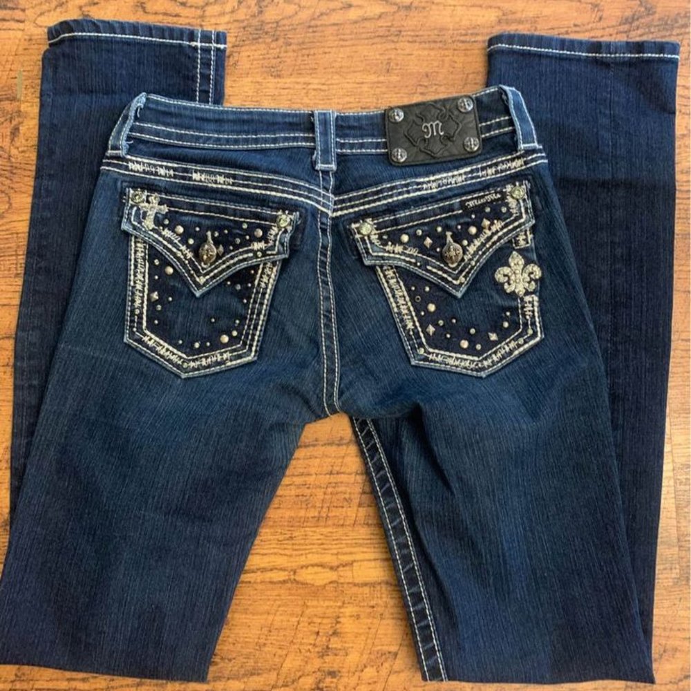 Miss Me - straight leg jeans - Size  26x35